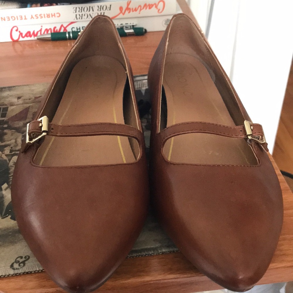 Vionic leather Mary Jane Ballet Flats Delilah SZ 8